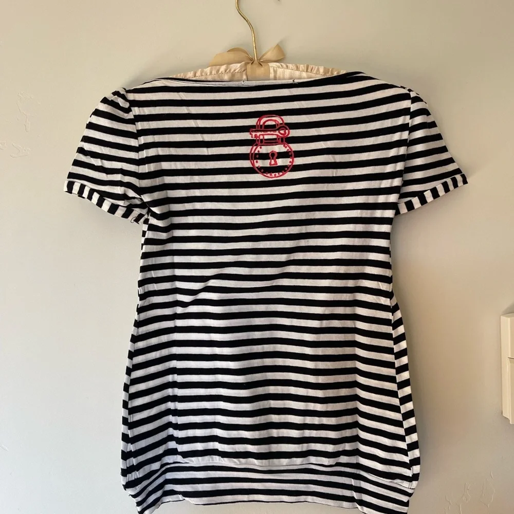 Top - Picture 4 of 4